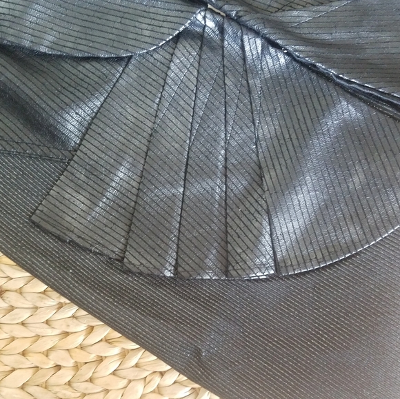 NWT Walter Baker Faux Leather Vest - Picture 3 of 8